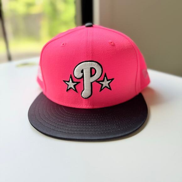 NEW New Era 59FIFTY Phillies Pink Hat 7 5/8 Limited Edition Fitted Cap USA Flag - Picture 1 of 9
